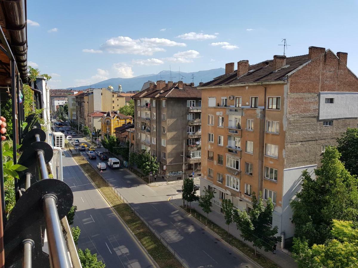 Modern & Old Apartment Sofia Exterior foto